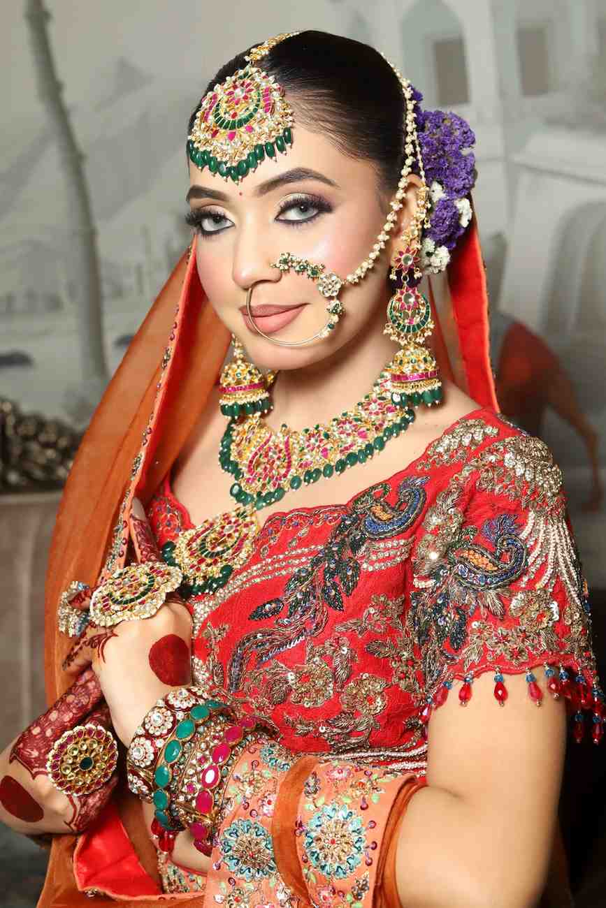 Best Salon In Yamunanagar: Luxury Bridal Makeup Services